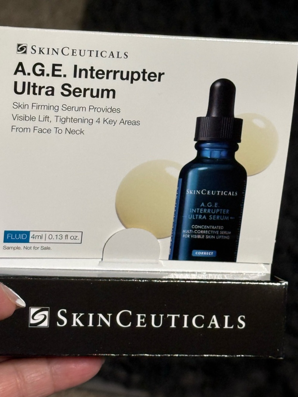 SkinCeuticals A.G.E. Interrupter Ultra Serum - Blue and Black